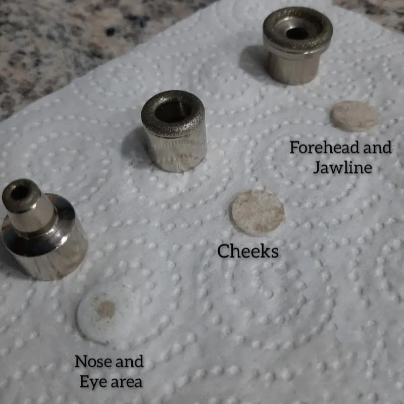 Microdermabrasion, Mask + LED Light Therapy [3+1 Package] - Image 2